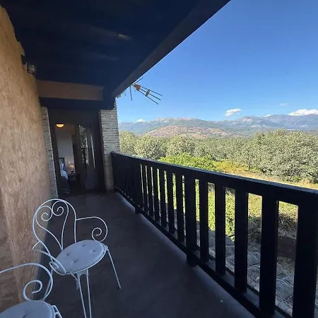 Robledillo Con Piscina 度假居 哈赖斯德拉韦拉