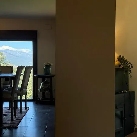 Robledillo Con Piscina 度假居