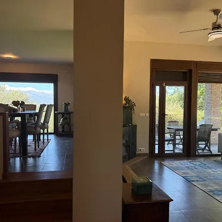 Nyaraló Robledillo Con Piscina *